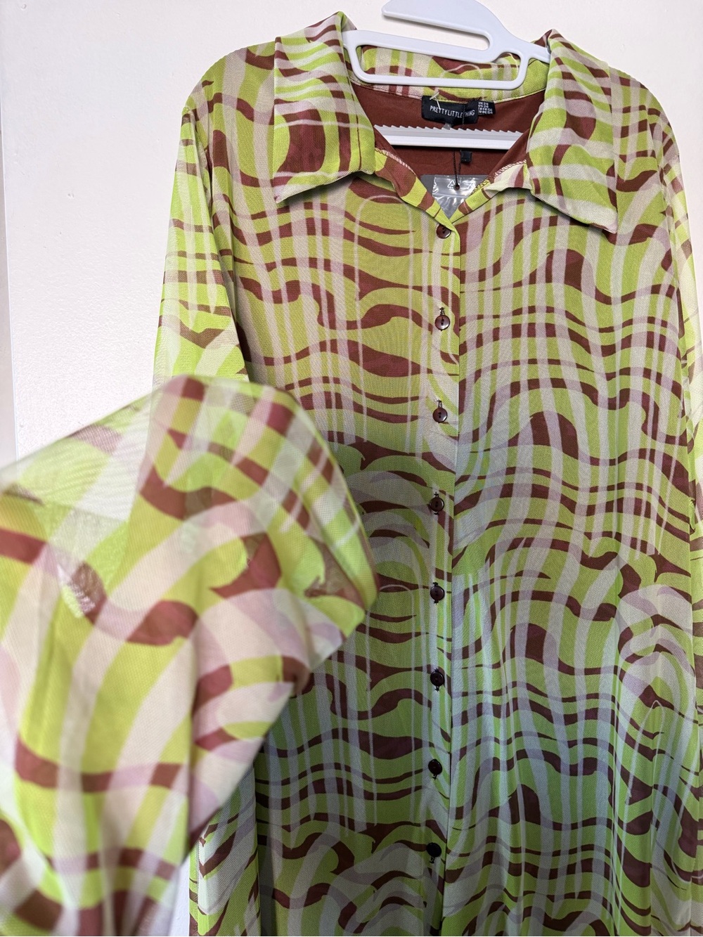PrettyLittleThing Lime Green Abstract Print Button Front Shirt Dress Tunic - Picture 8 of 8